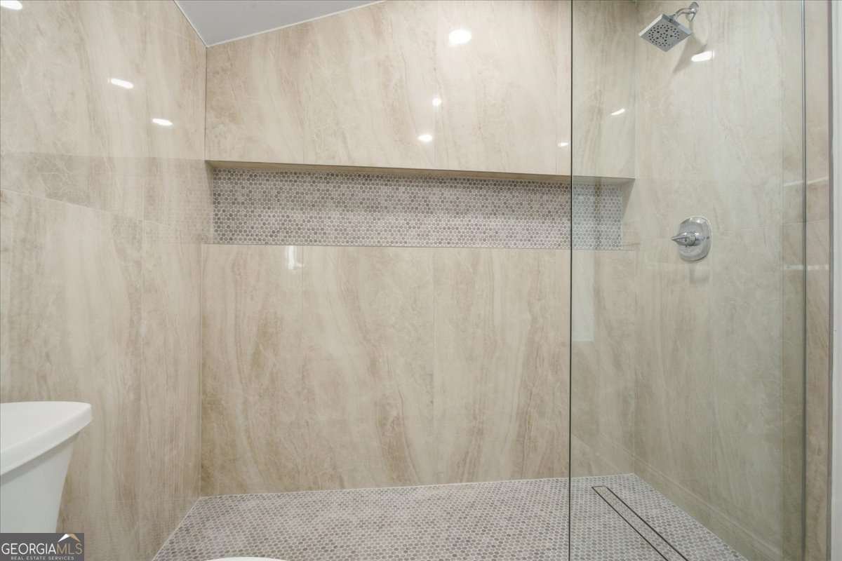 670 Stonehedge Drive Stone Mountain - Photo 16