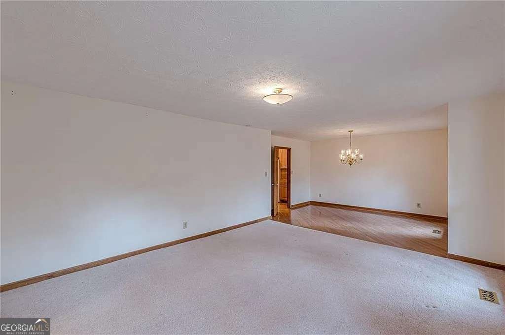 9996 Walden Drive Jonesboro - Photo 6