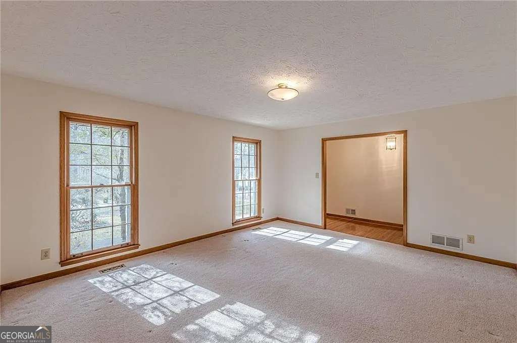 9996 Walden Drive Jonesboro - Photo 7