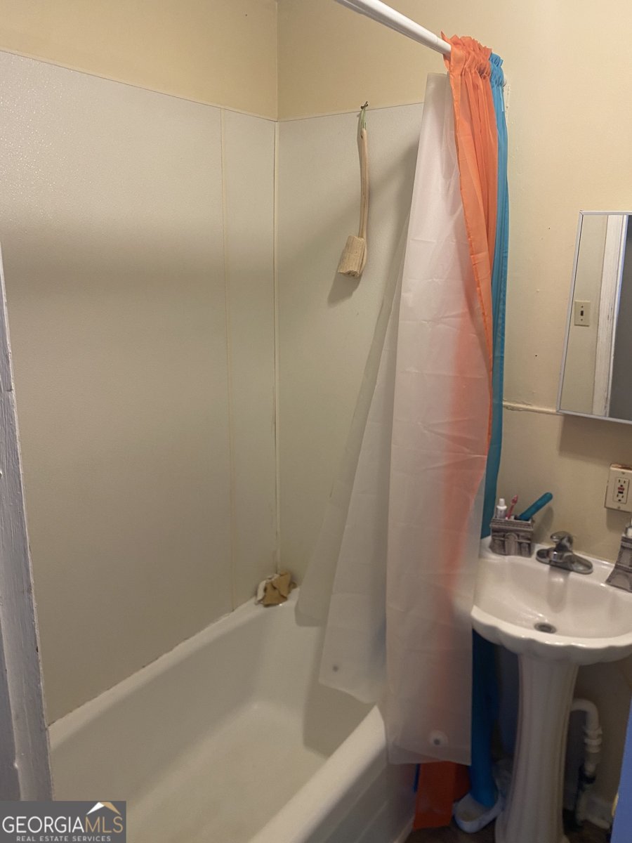 105 Daphney Street Milledgeville - Photo 6