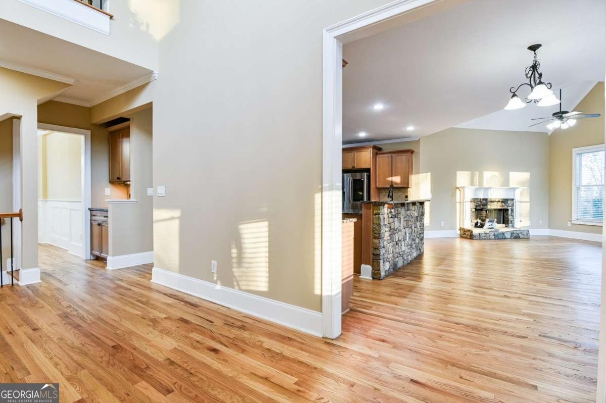 5011 Glen Forrest Drive Flowery Branch - Photo 16