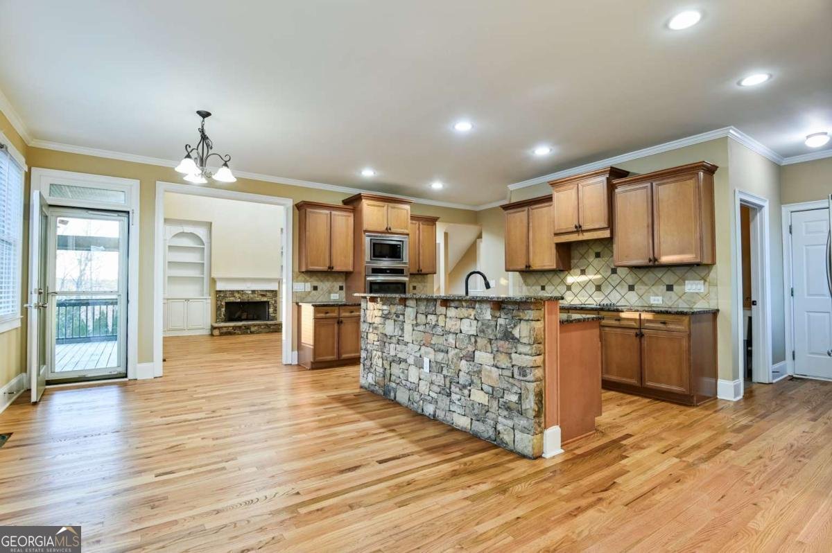 5011 Glen Forrest Drive Flowery Branch - Photo 18