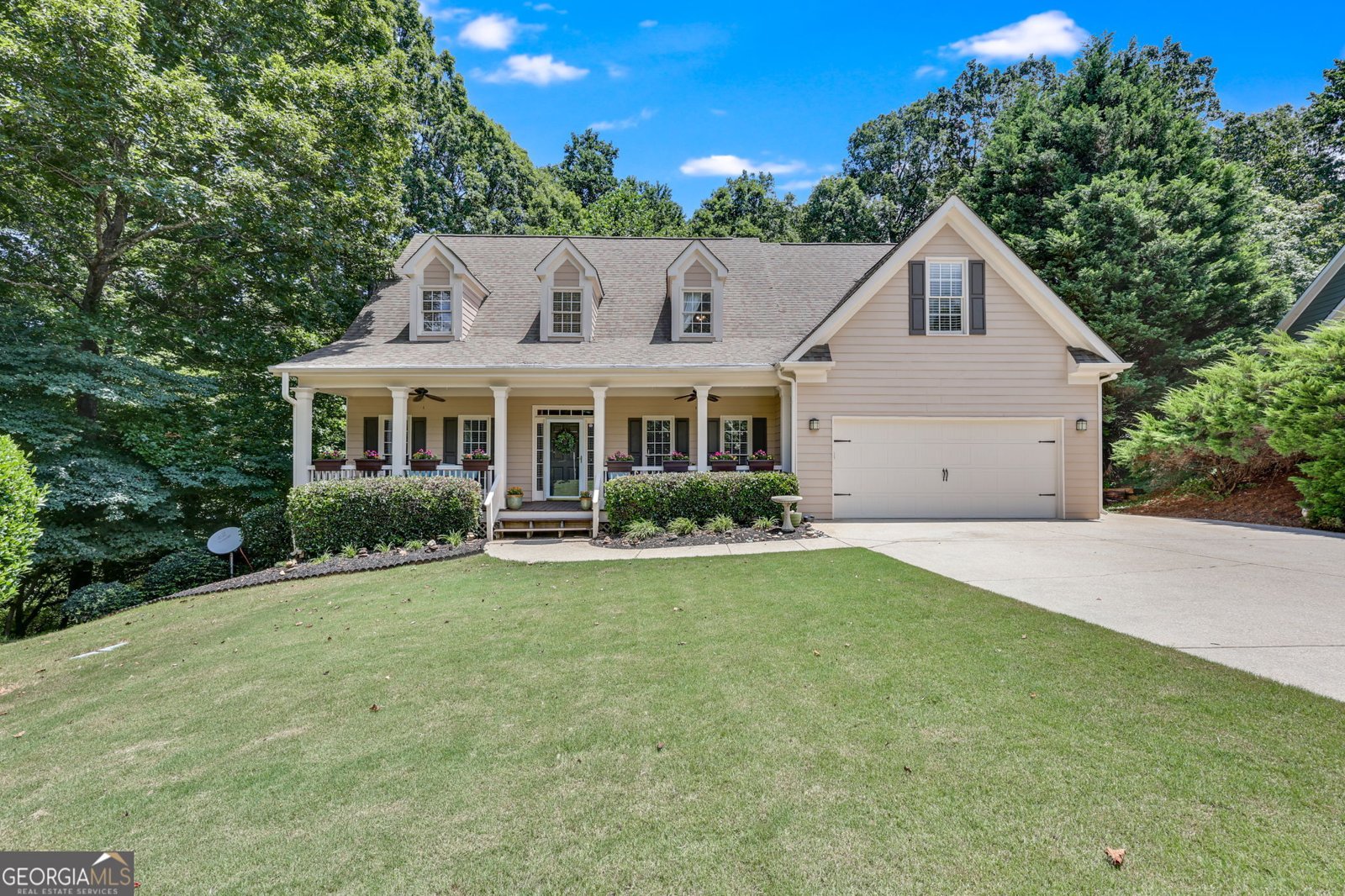 6416 Deep Woods Court Flowery Branch - Photo 1