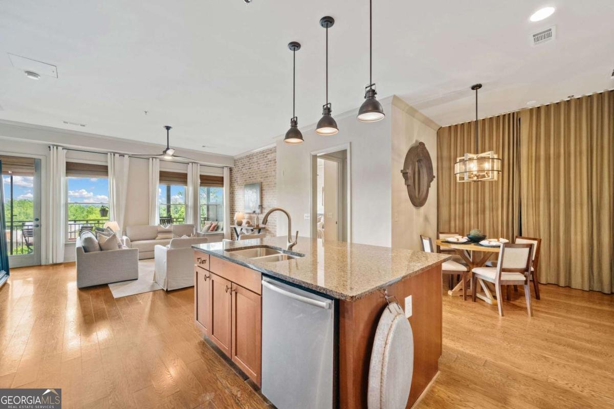 360 Chambers Street Woodstock - Photo 1