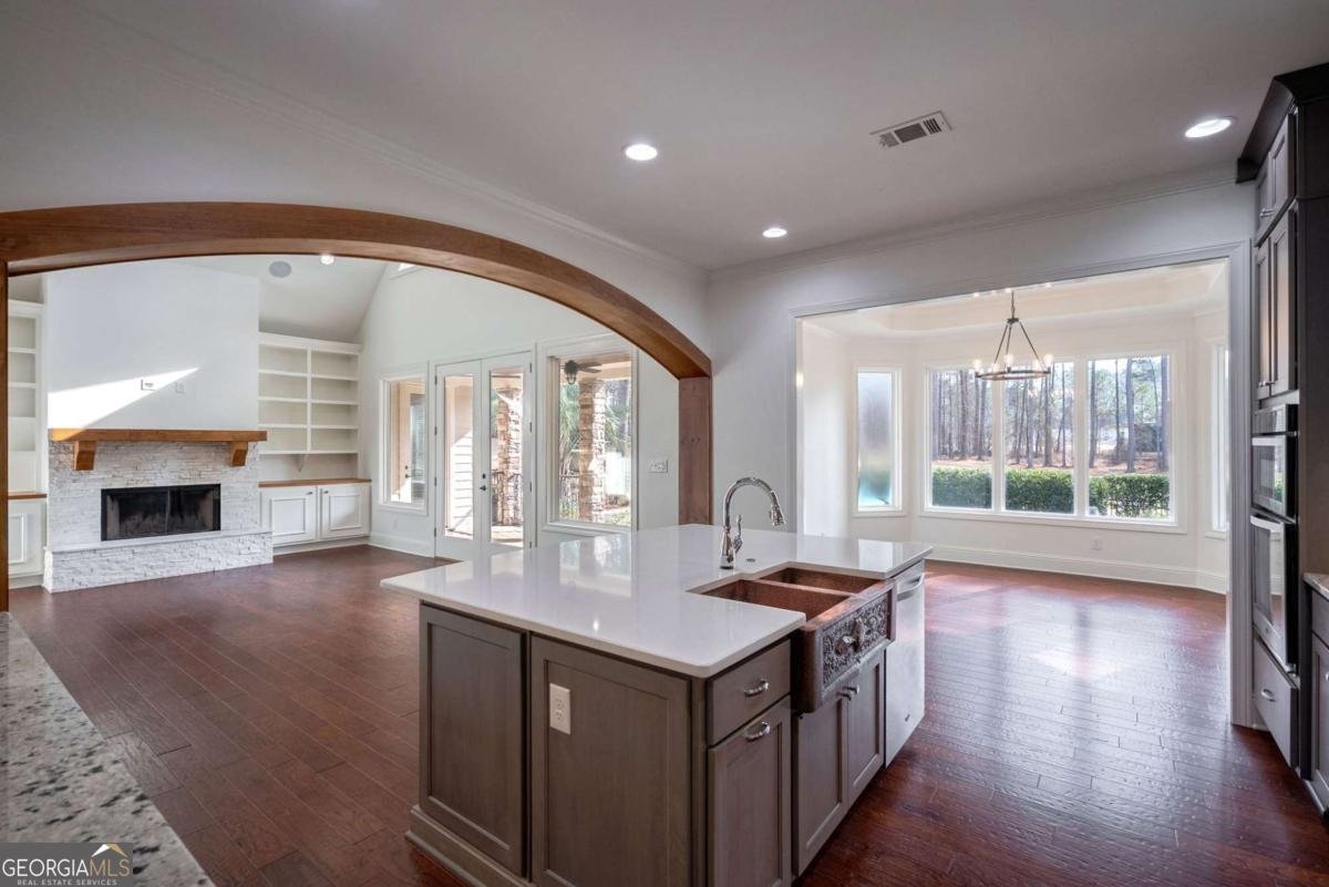 1040 Lake Drive Greensboro - Photo 11