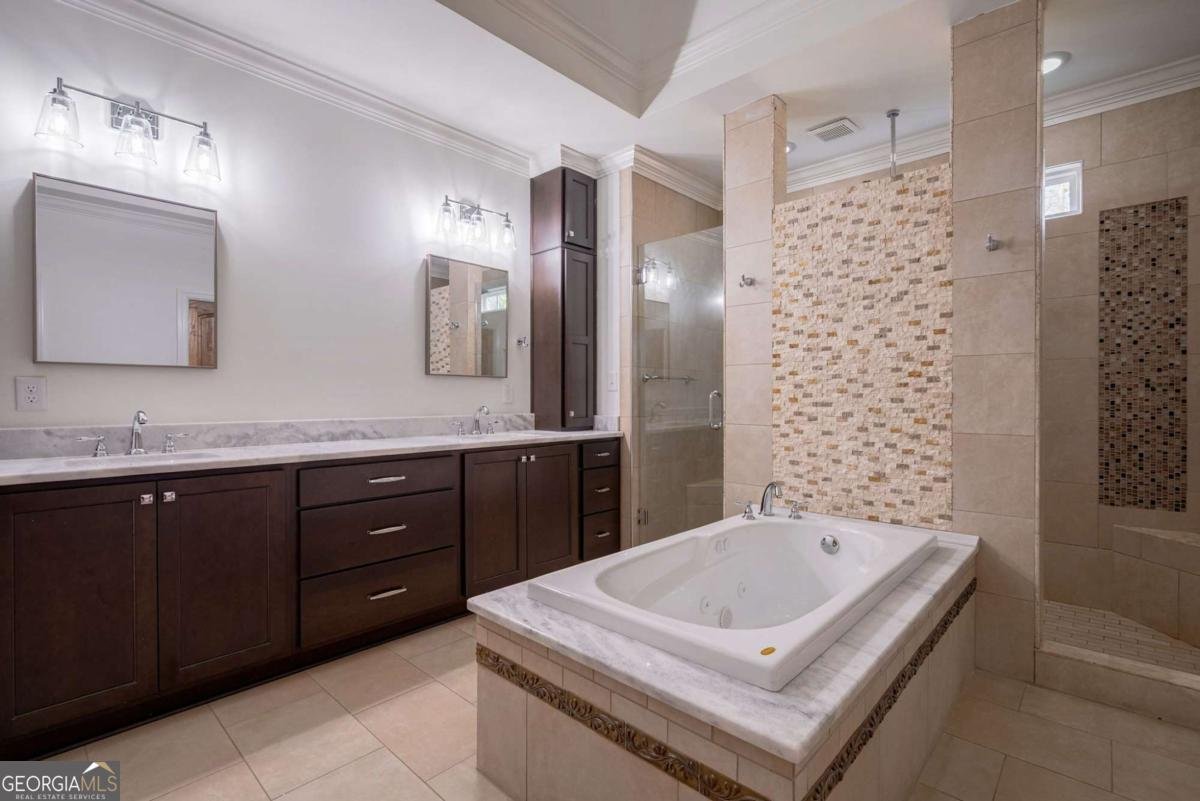 1040 Lake Drive Greensboro - Photo 21