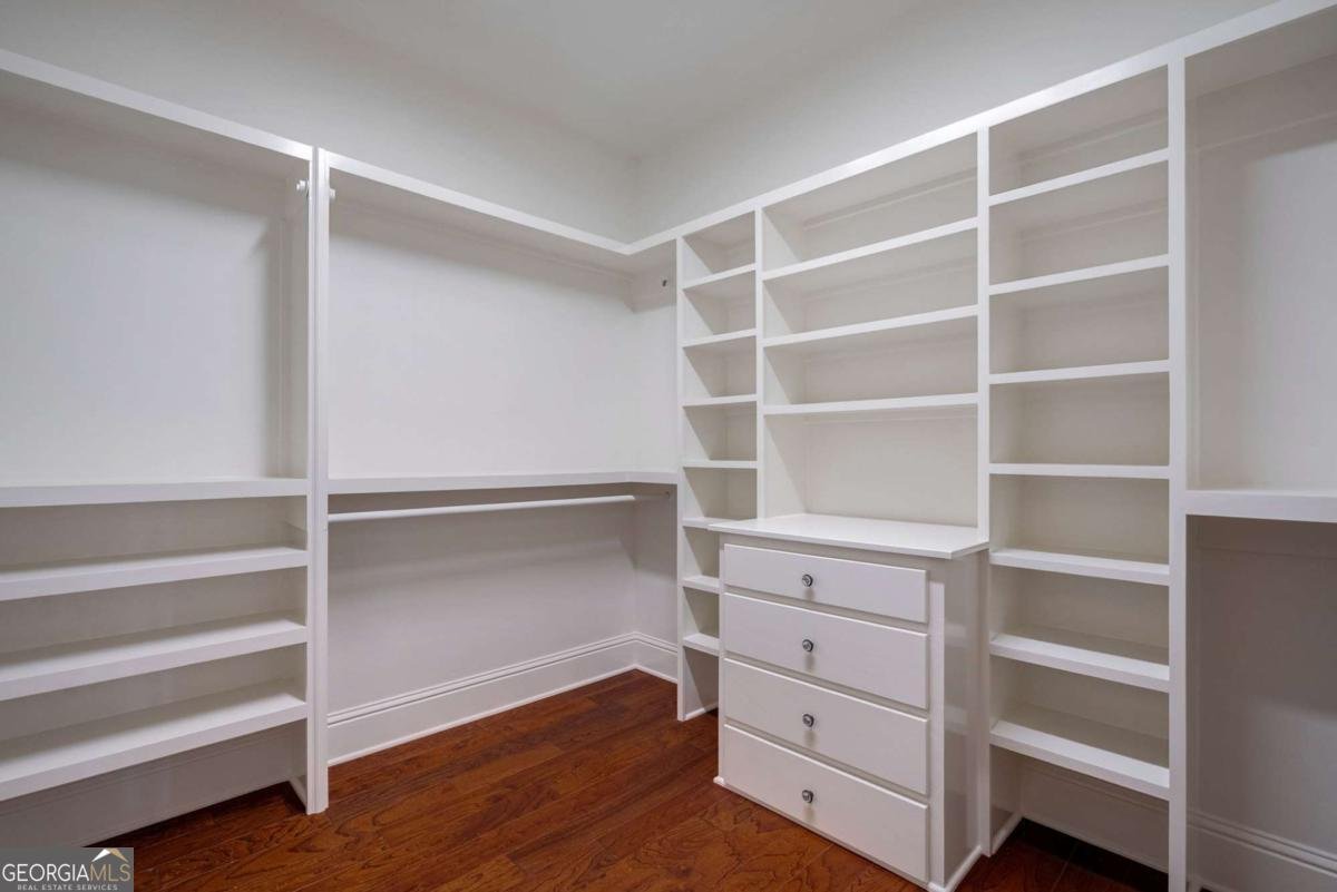 1040 Lake Drive Greensboro - Photo 24