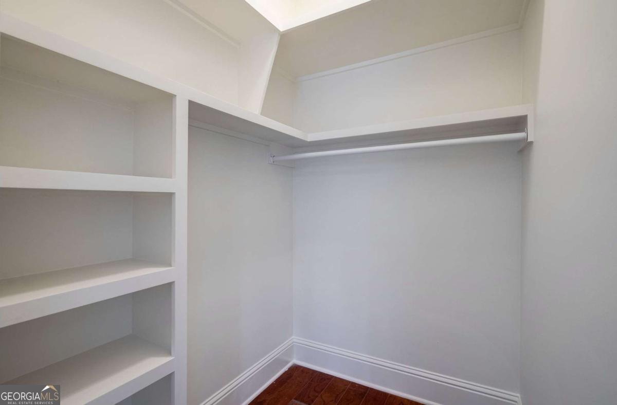 1040 Lake Drive Greensboro - Photo 32