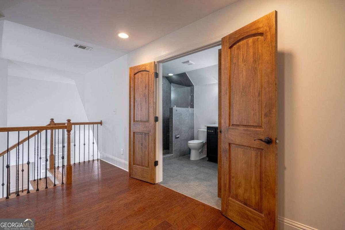 1040 Lake Drive Greensboro - Photo 34