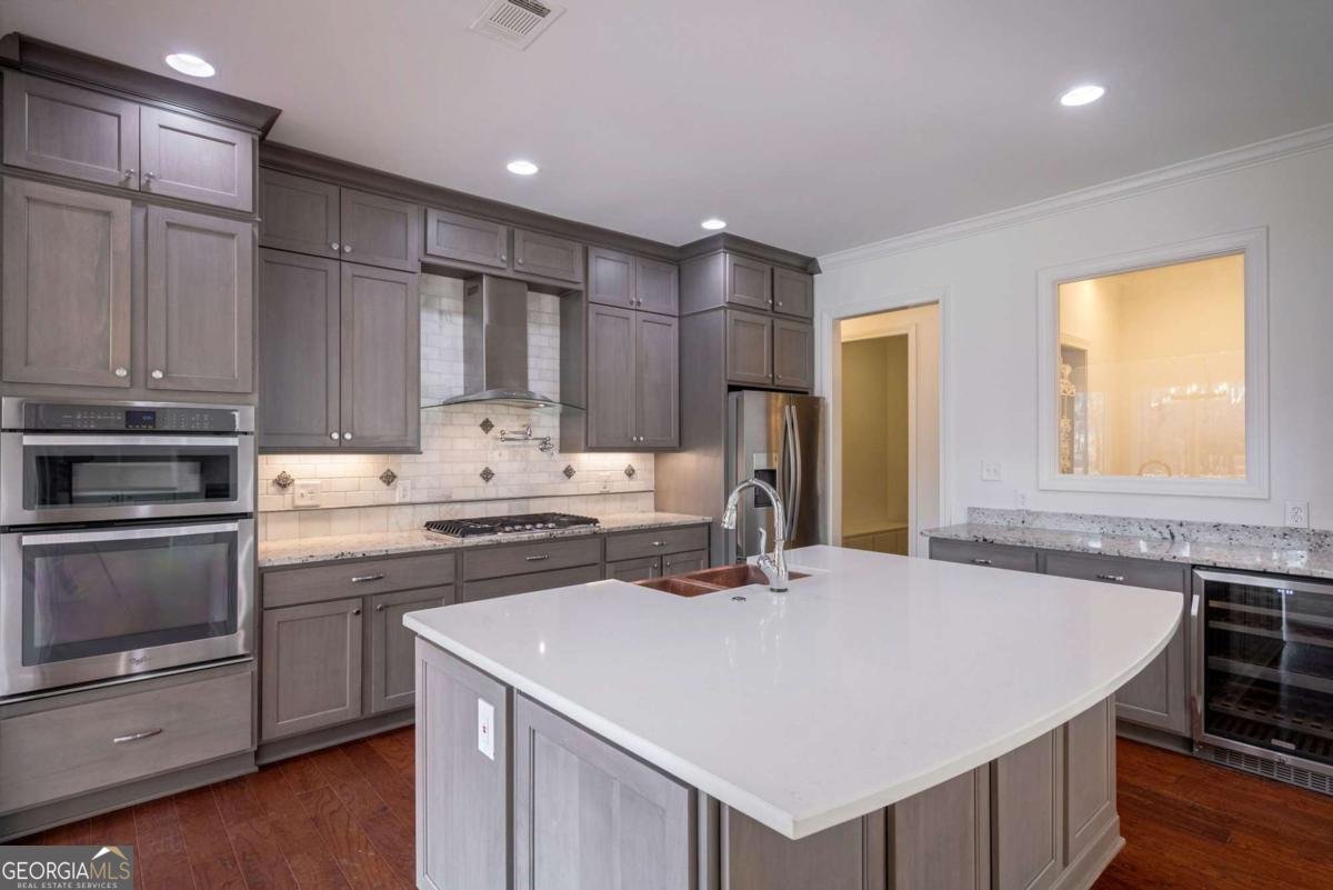 1040 Lake Drive Greensboro - Photo 9