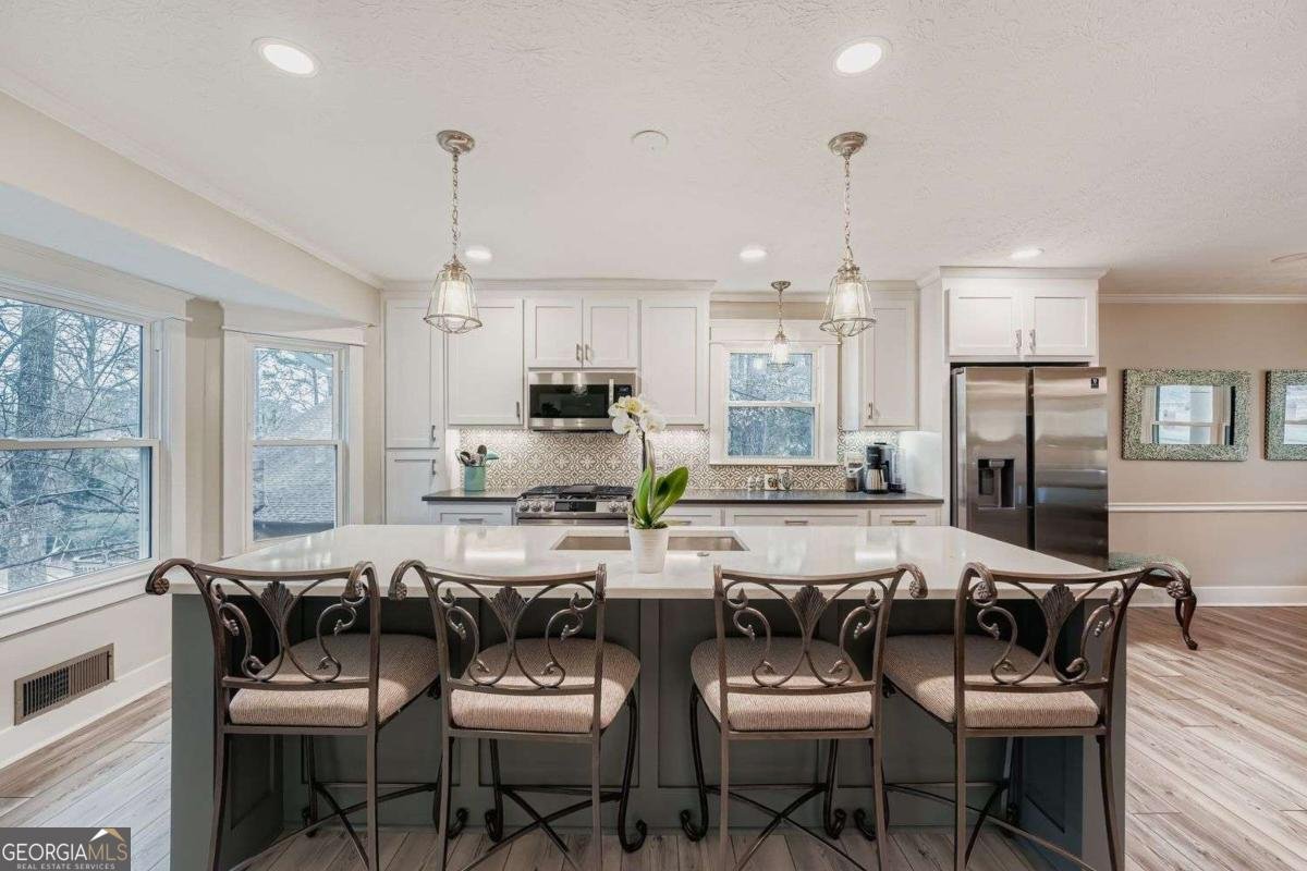 4707 Matterhorn Drive Lilburn - Photo 6