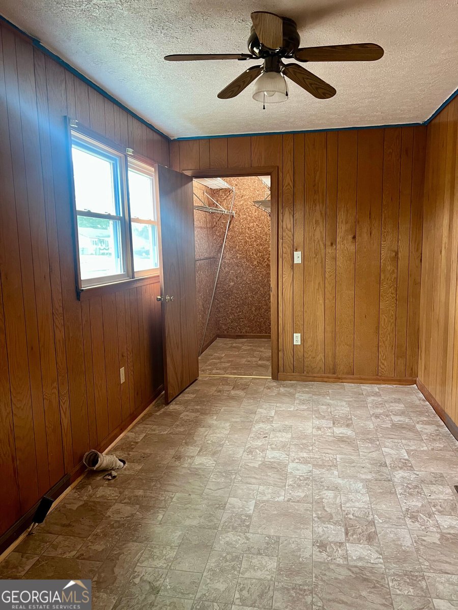 51 Carey Street Elberton - Photo 8