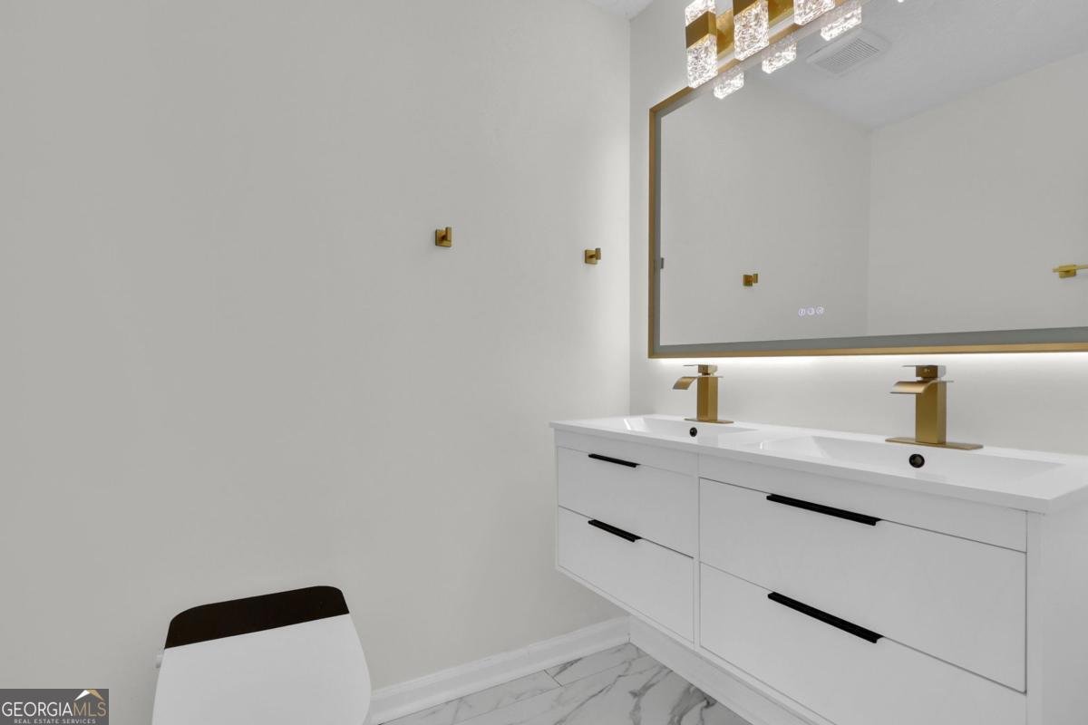 3760 Mountain Cove Road Snellville - Photo 16