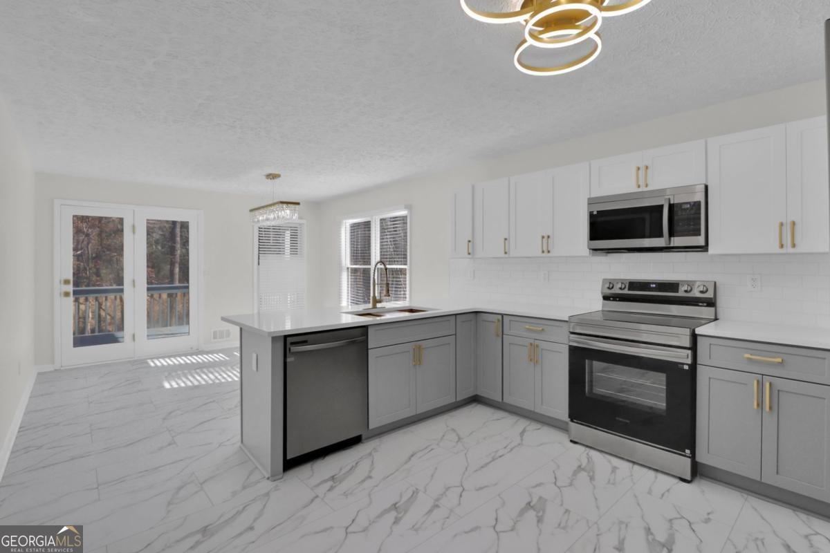 3760 Mountain Cove Road Snellville - Photo 22