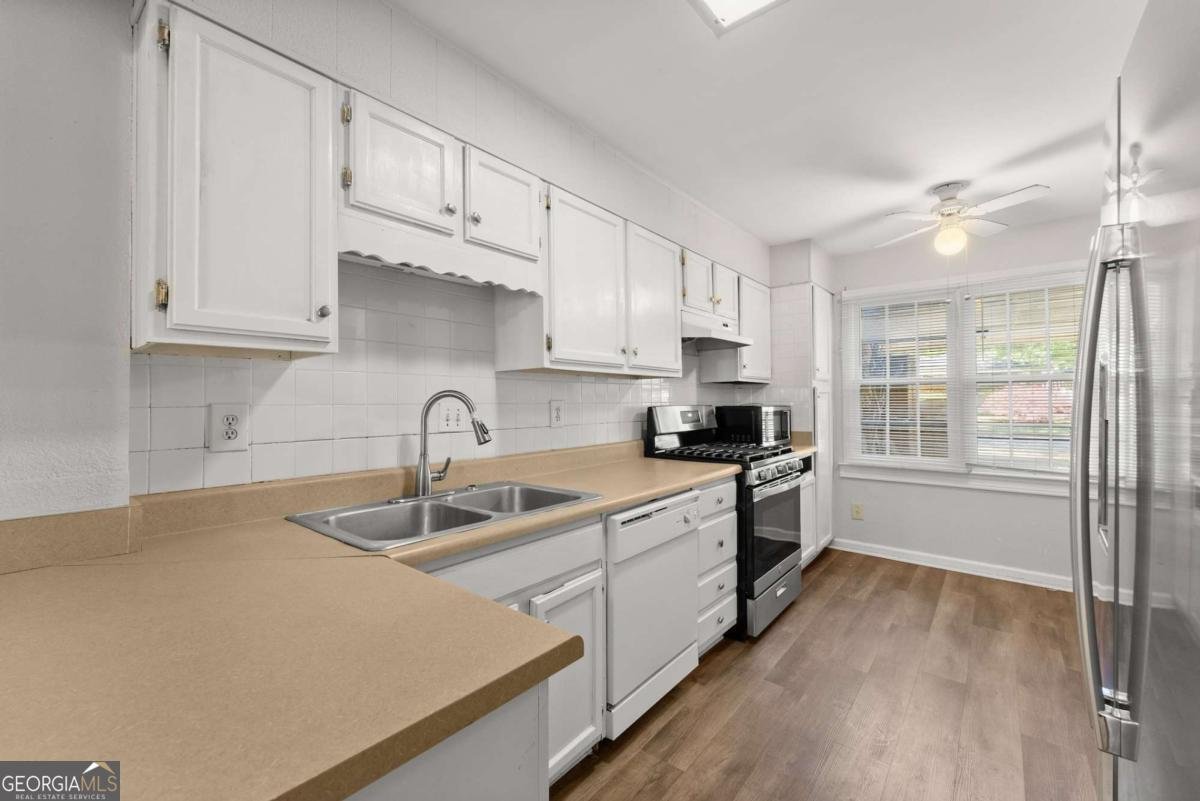 6500 Gaines Ferry Unit H9 Flowery Branch - Photo 11