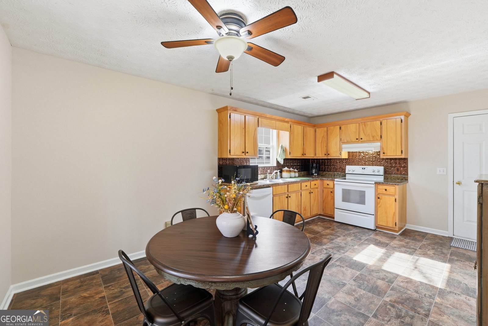 216 Whispering Pine Circle White - Photo 13