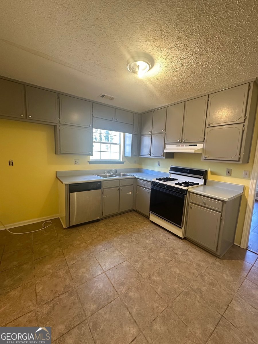 205 Fairview Point Ellenwood - Photo 7