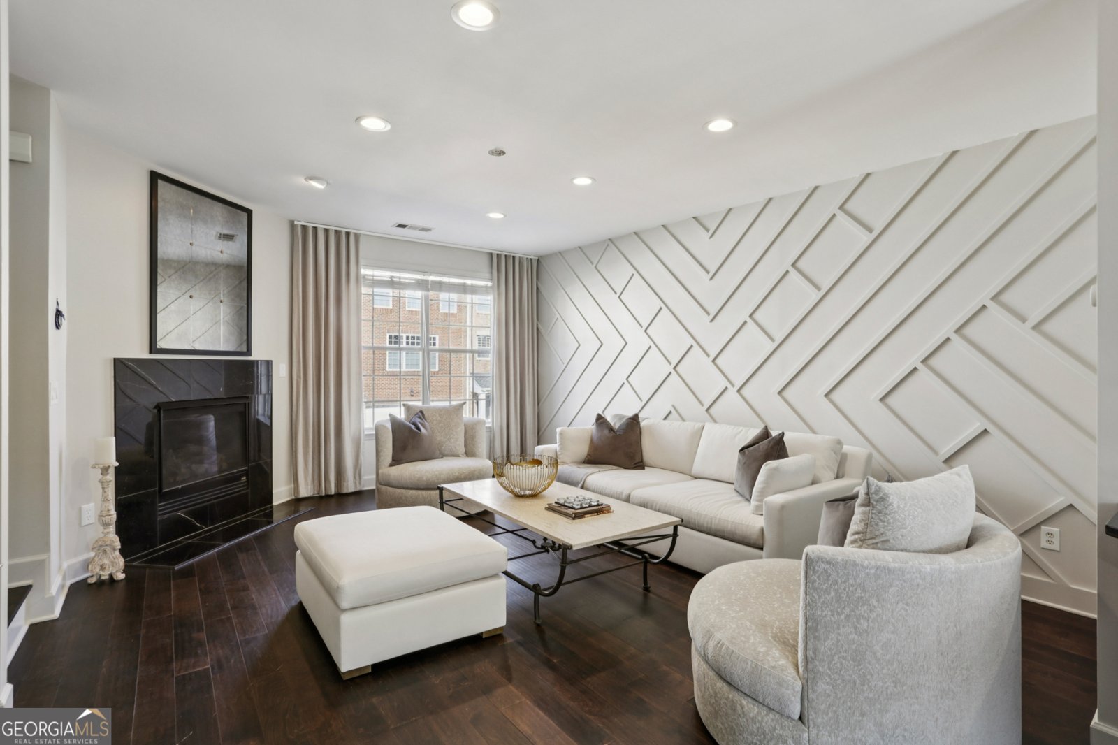 3758 Chattahoochee Summit Drive Atlanta - Photo 11