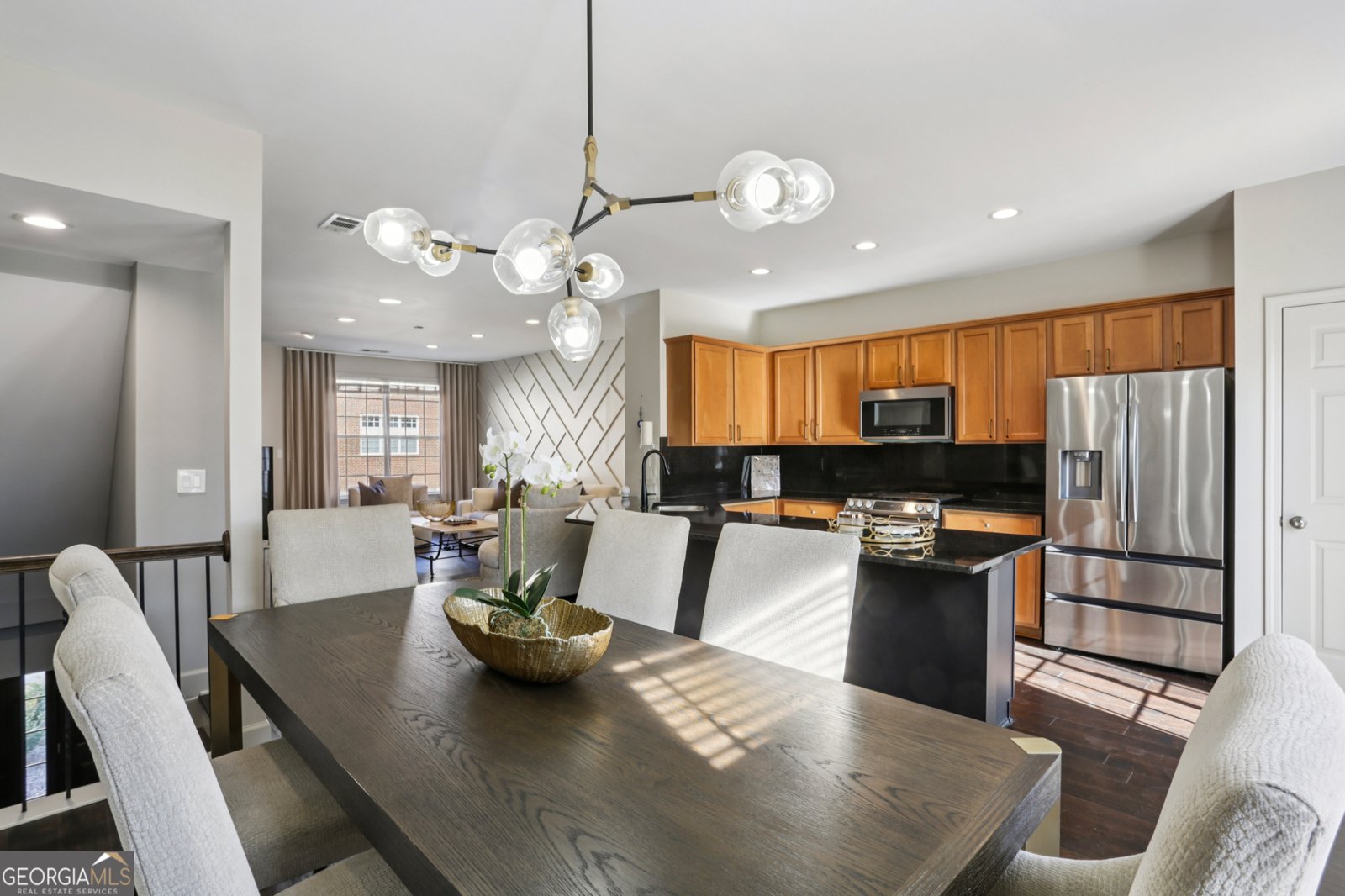 3758 Chattahoochee Summit Drive Atlanta - Photo 9