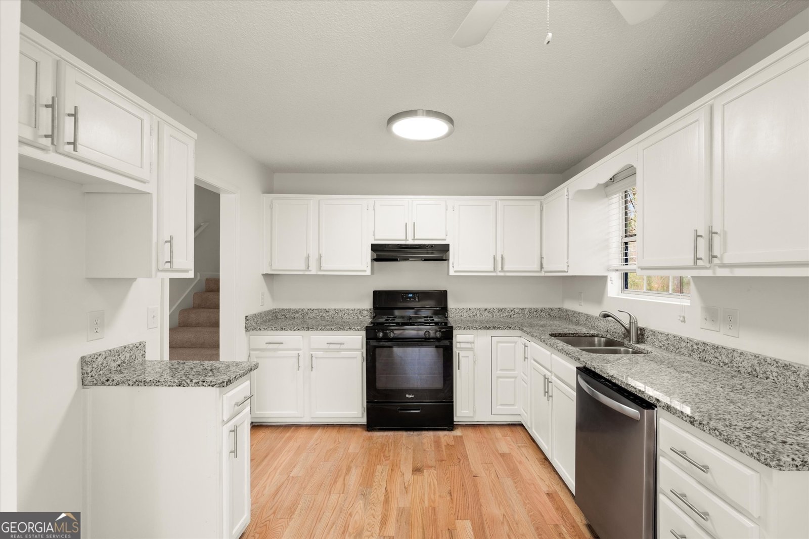 5984 Brookside Court Mableton - Photo 6