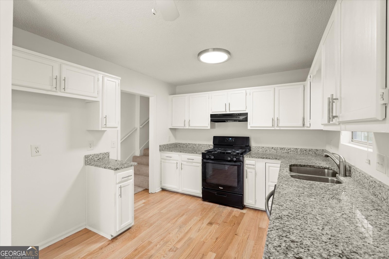 5984 Brookside Court Mableton - Photo 7