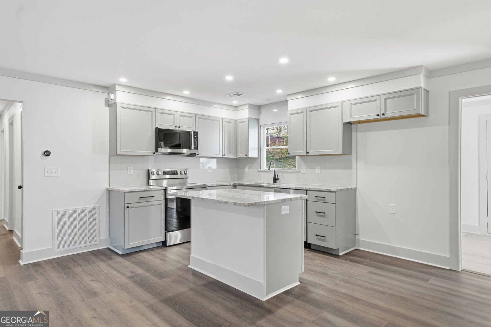 487 Valerie Circle Hiram - Photo 7