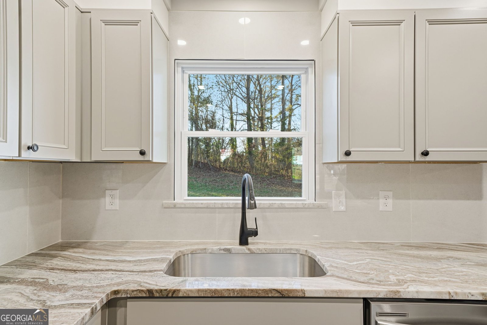 487 Valerie Circle Hiram - Photo 9