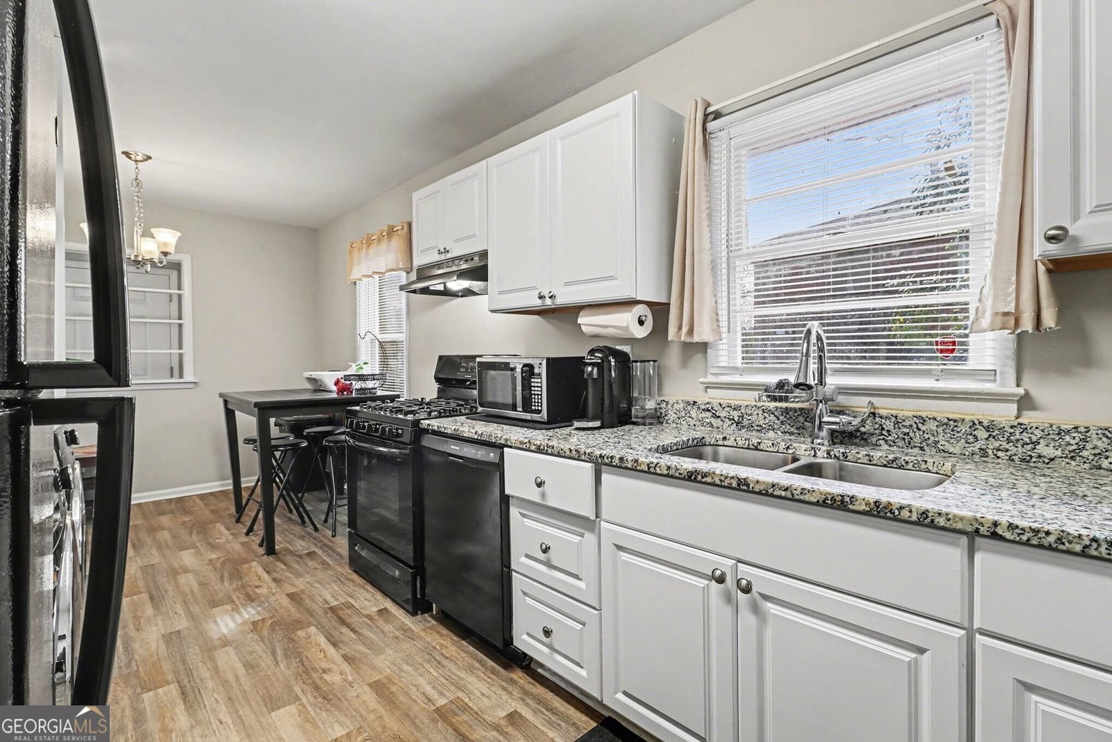 5535 CYPRESS Drive Forest Park - Photo 10