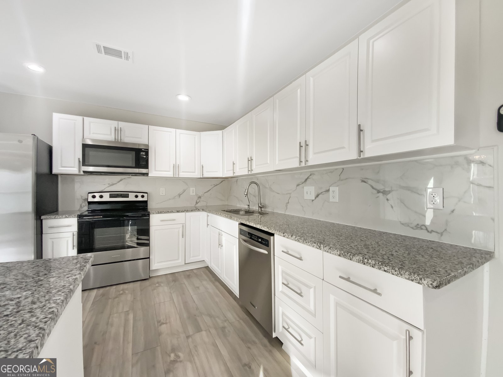 7062 Sir Galahad Way Jonesboro - Photo 7