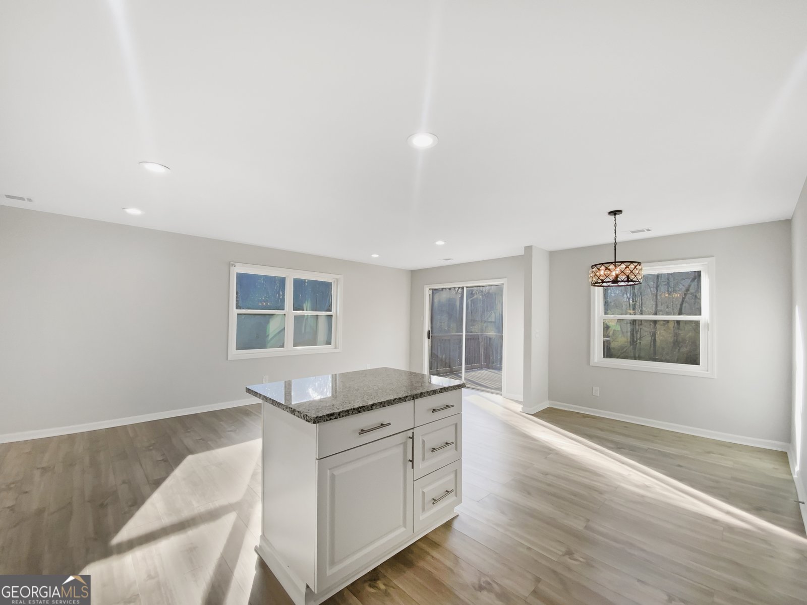 7062 Sir Galahad Way Jonesboro - Photo 9