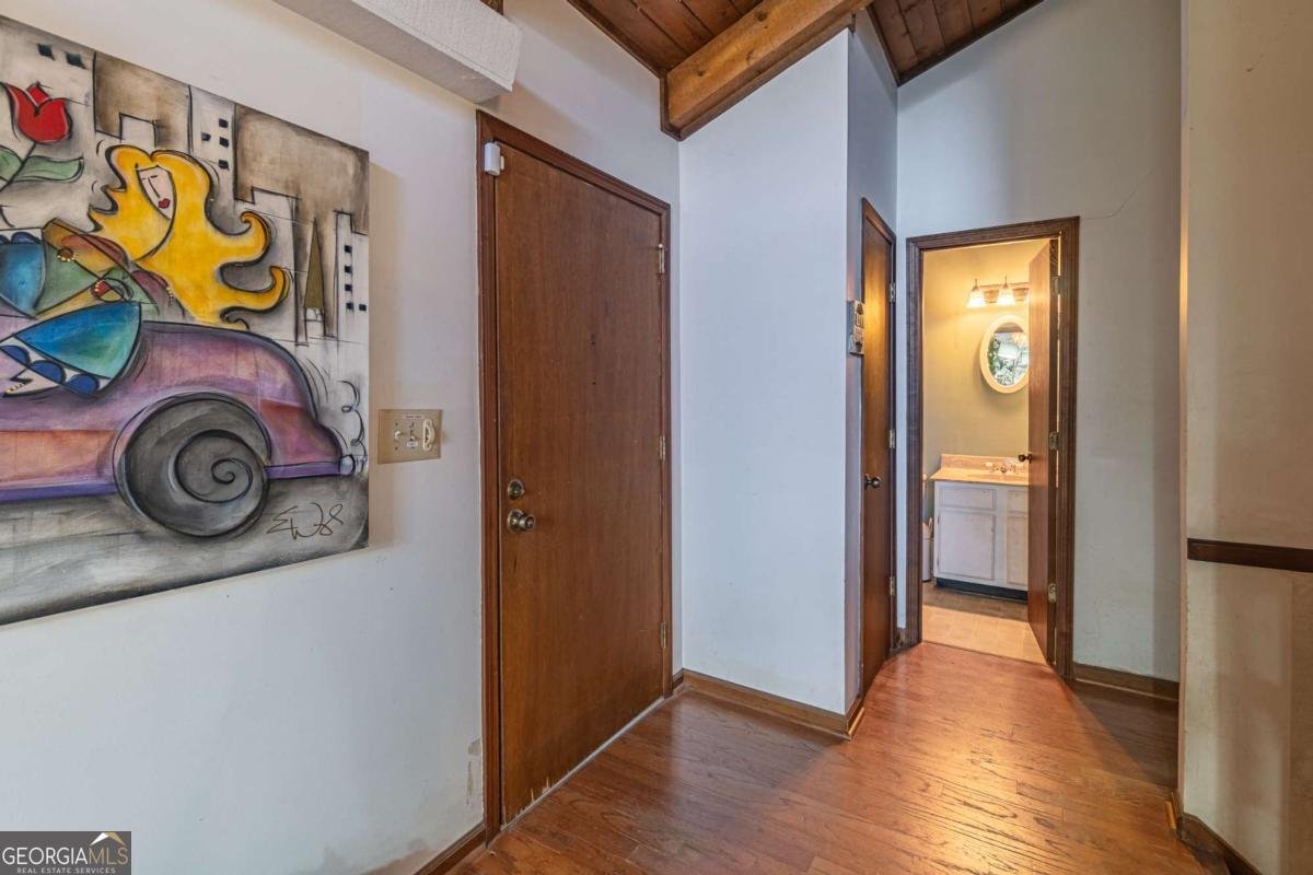 8704 Lake Drive Snellville - Photo 17