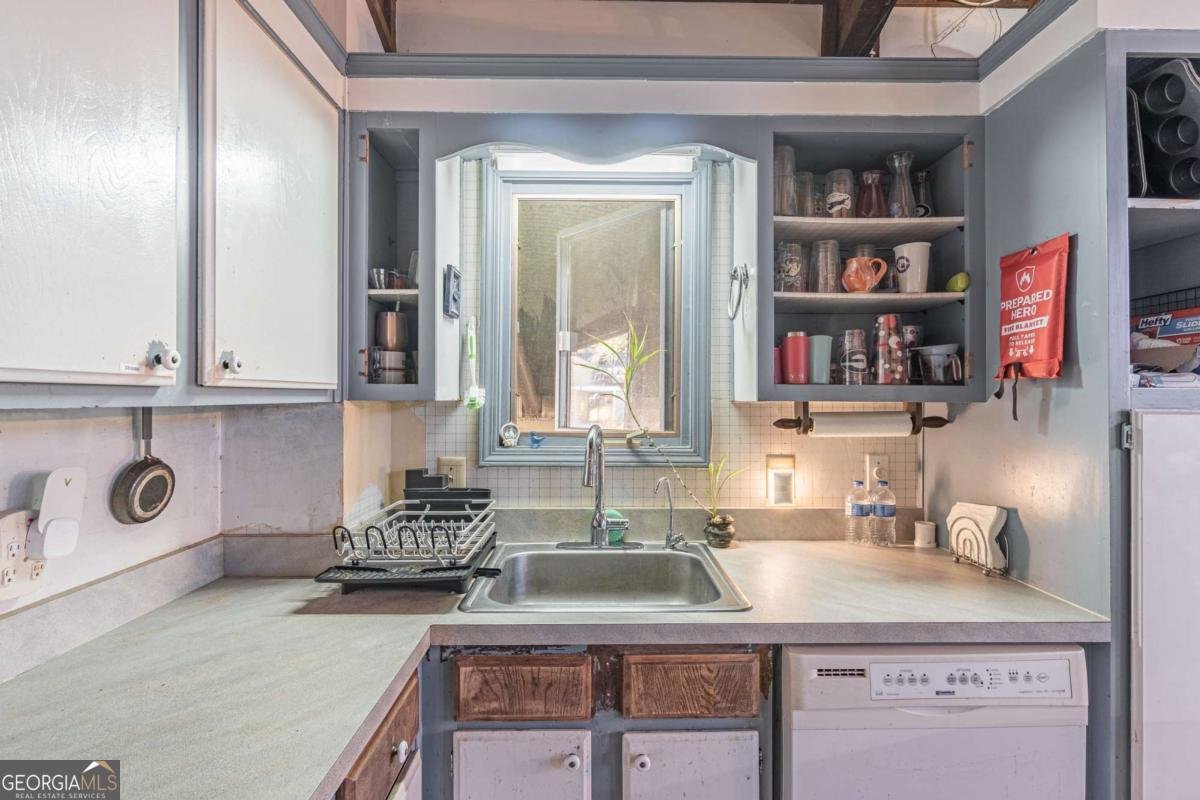 8704 Lake Drive Snellville - Photo 22