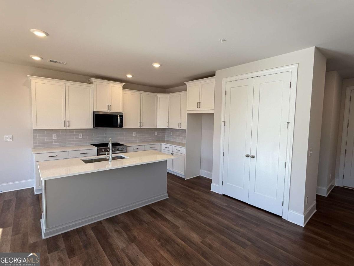 927 Crestmanor Drive Marietta - Photo 6