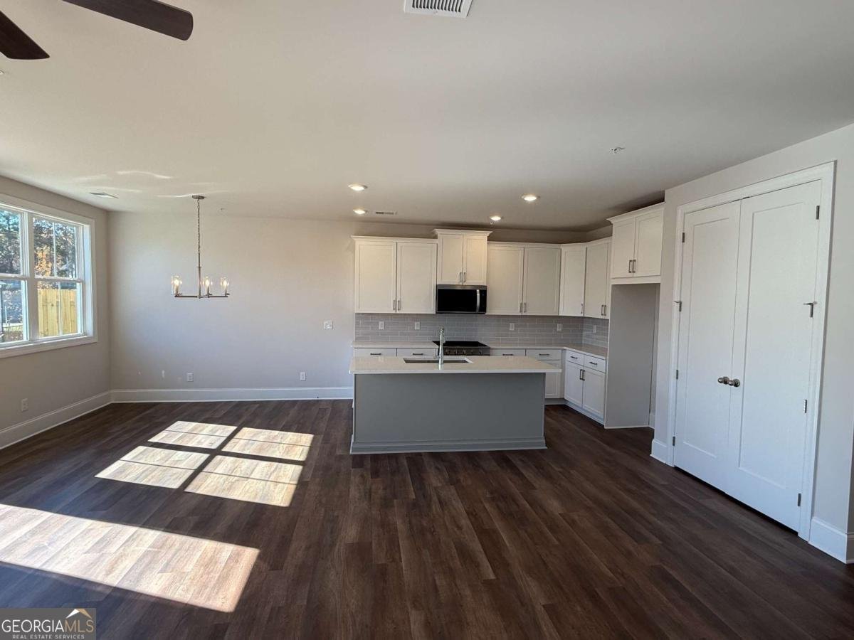 927 Crestmanor Drive Marietta - Photo 7