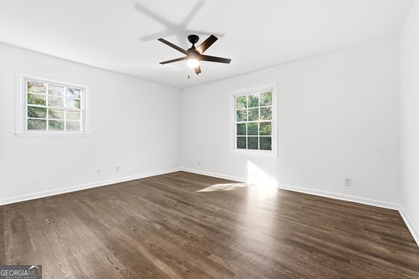 2437 Flair Knoll Drive Atlanta - Photo 13