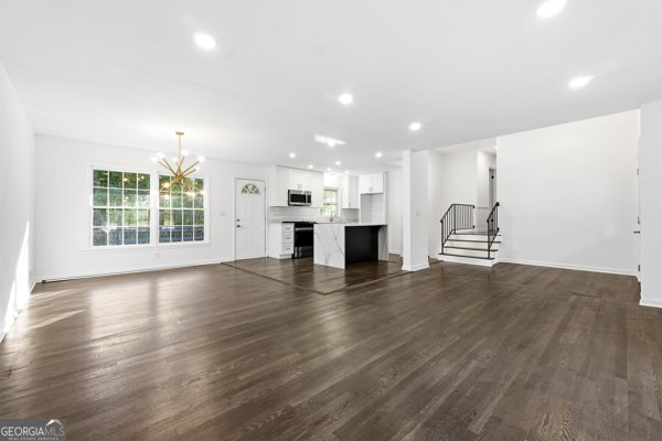 2437 Flair Knoll Drive Atlanta - Photo 7