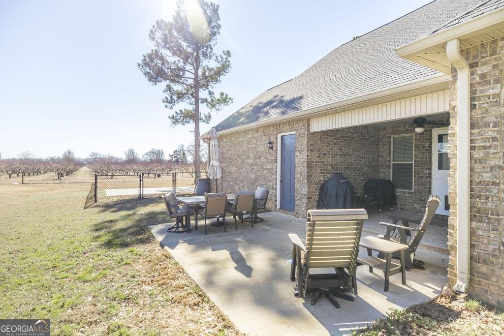 800 John E Sullivan Road Byron - Photo 34