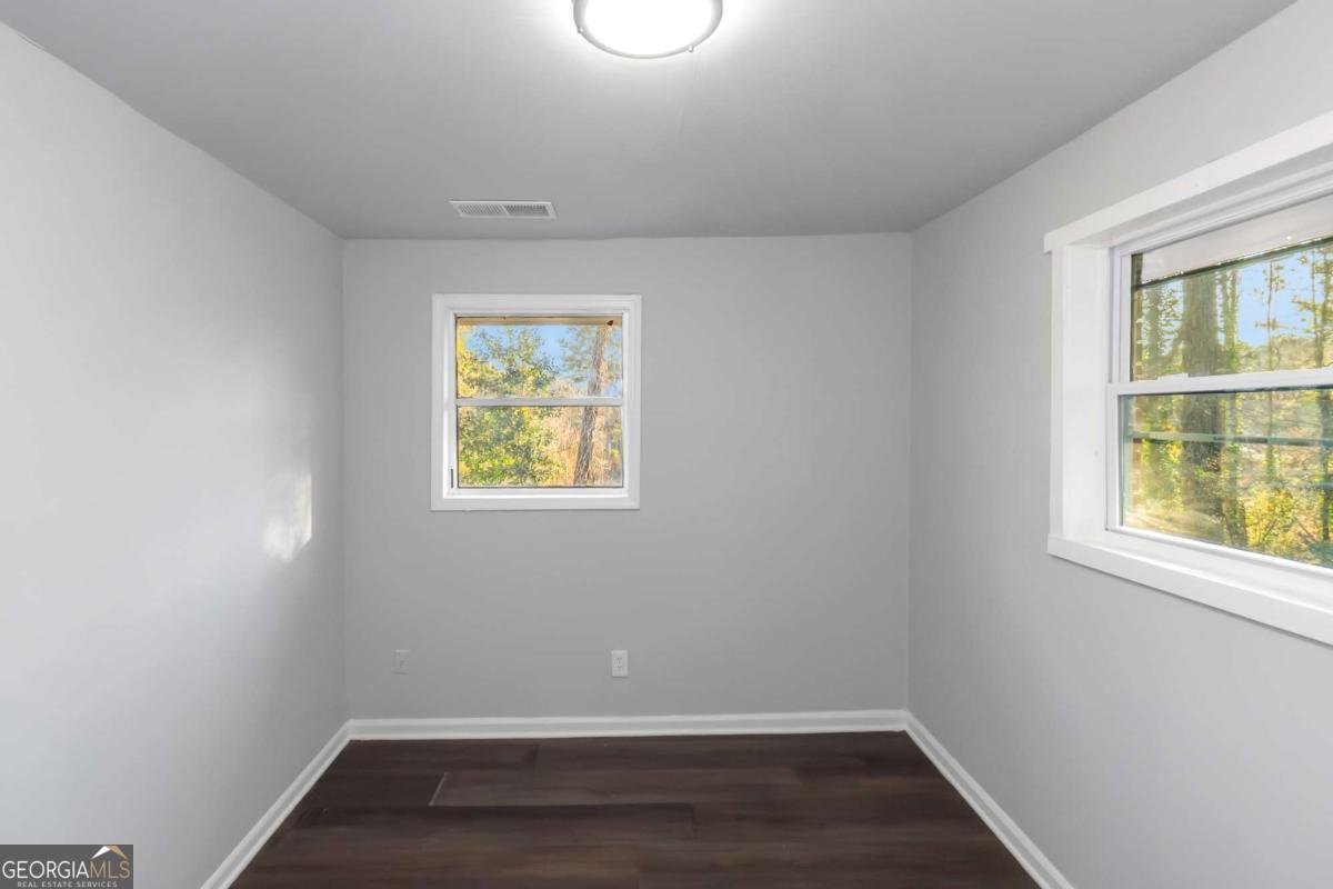 1829 Joy Lake Road Morrow - Photo 9