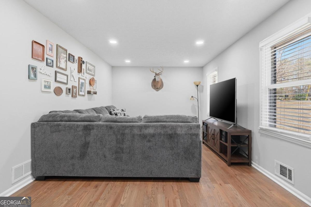 650 Oakdale Road Canton - Photo 9