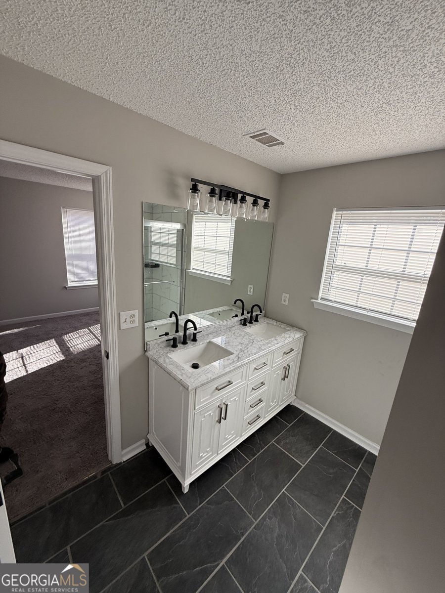 1664 Hallmark Hills Drive Griffin - Photo 13