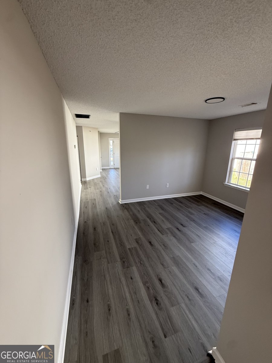 1664 Hallmark Hills Drive Griffin - Photo 7