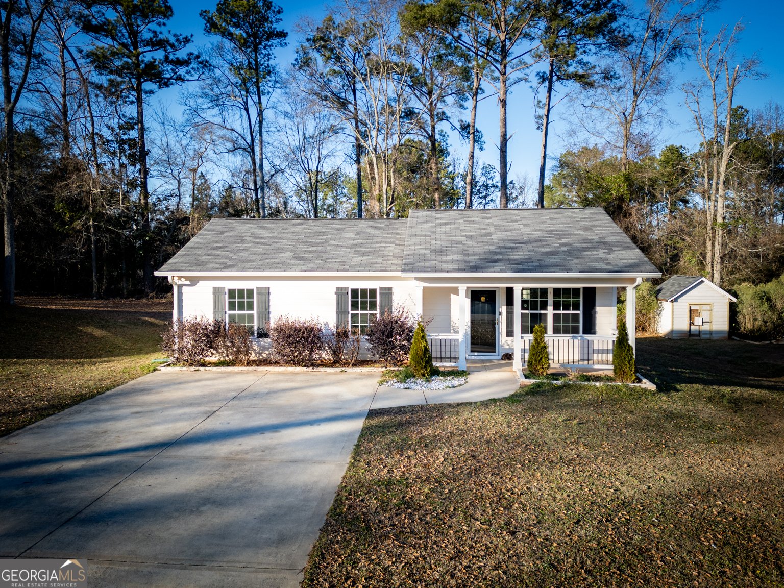 889 Green Valley Drive Conyers - Photo 1