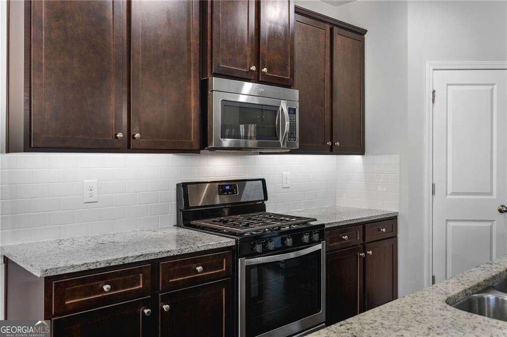 4531 Hidden Creek Drive Gainesville - Photo 12