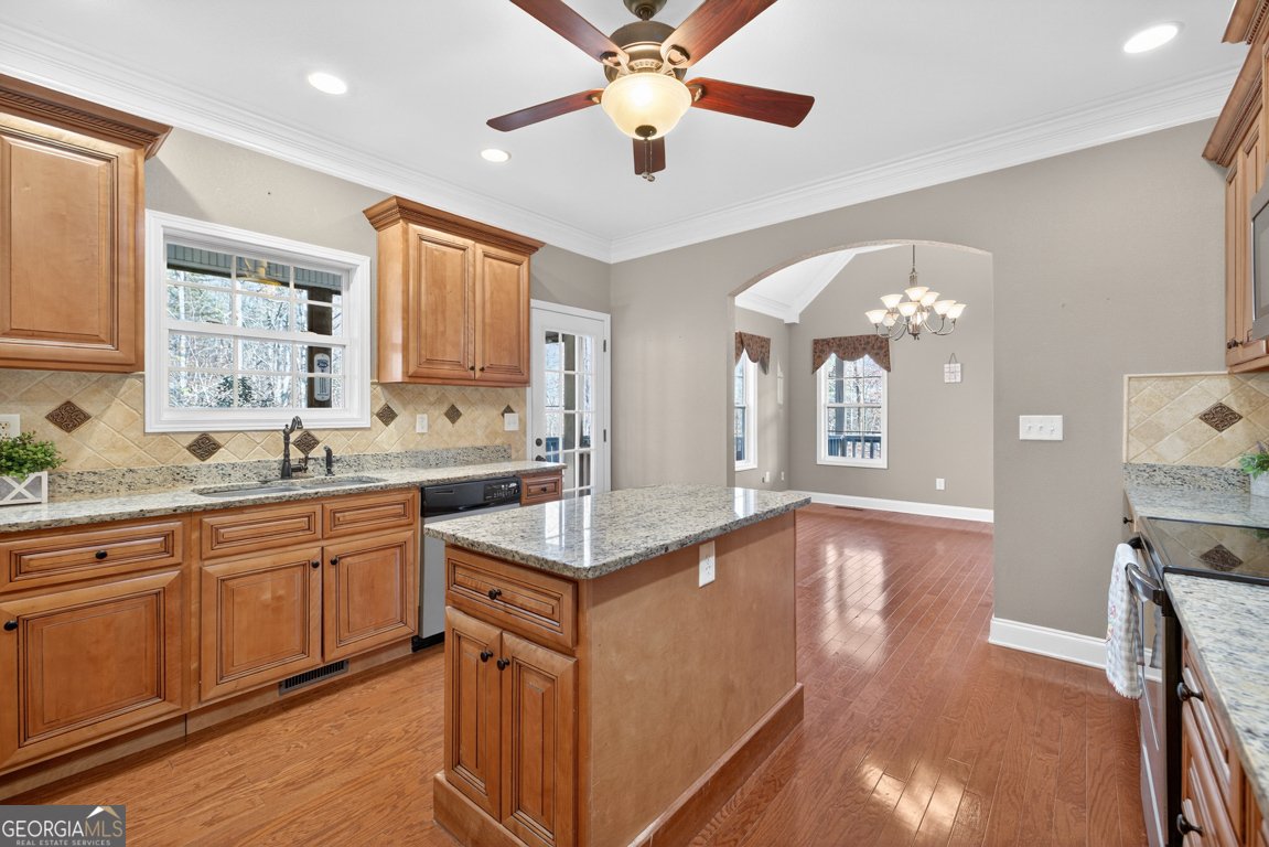 90 Azalea Court Murrayville - Photo 18