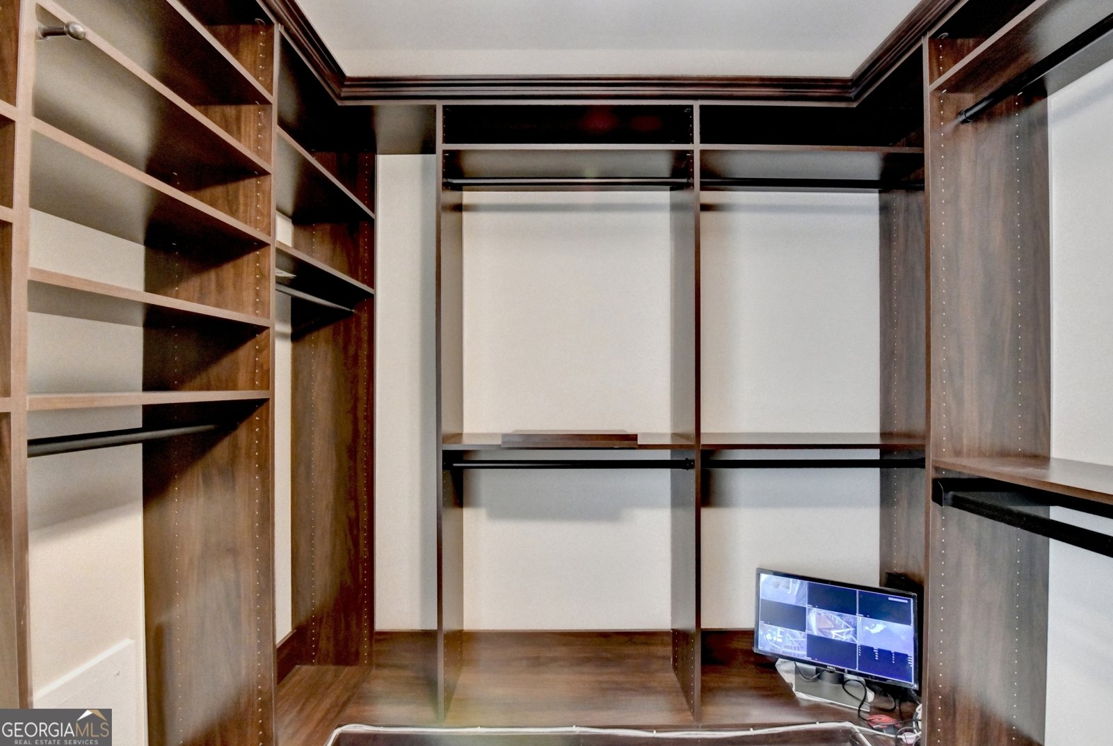 8360 Kenningston Way Duluth - Photo 32