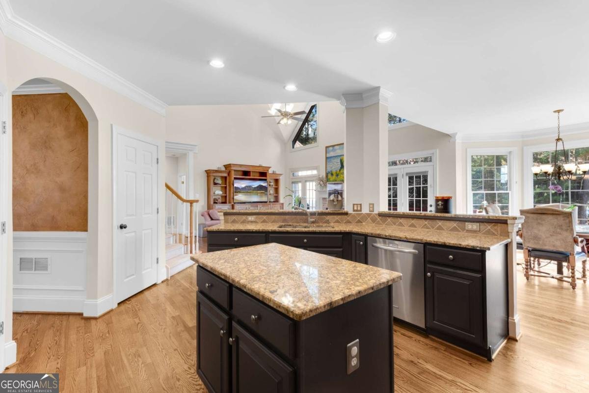 130 Wyndlam Court Johns Creek - Photo 17