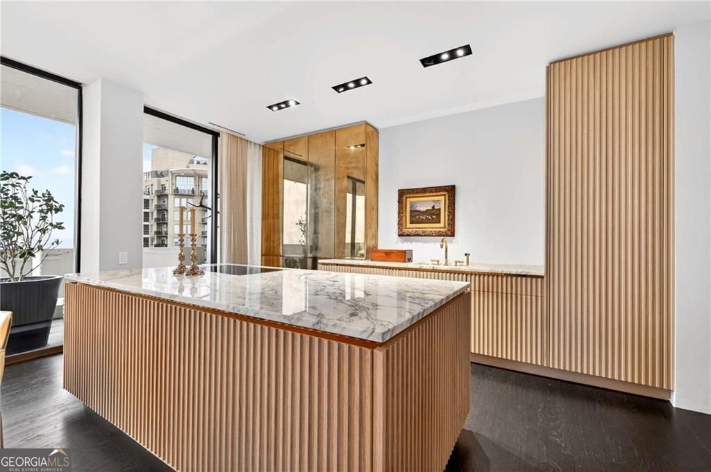 2575 Peachtree Road Atlanta - Photo 29