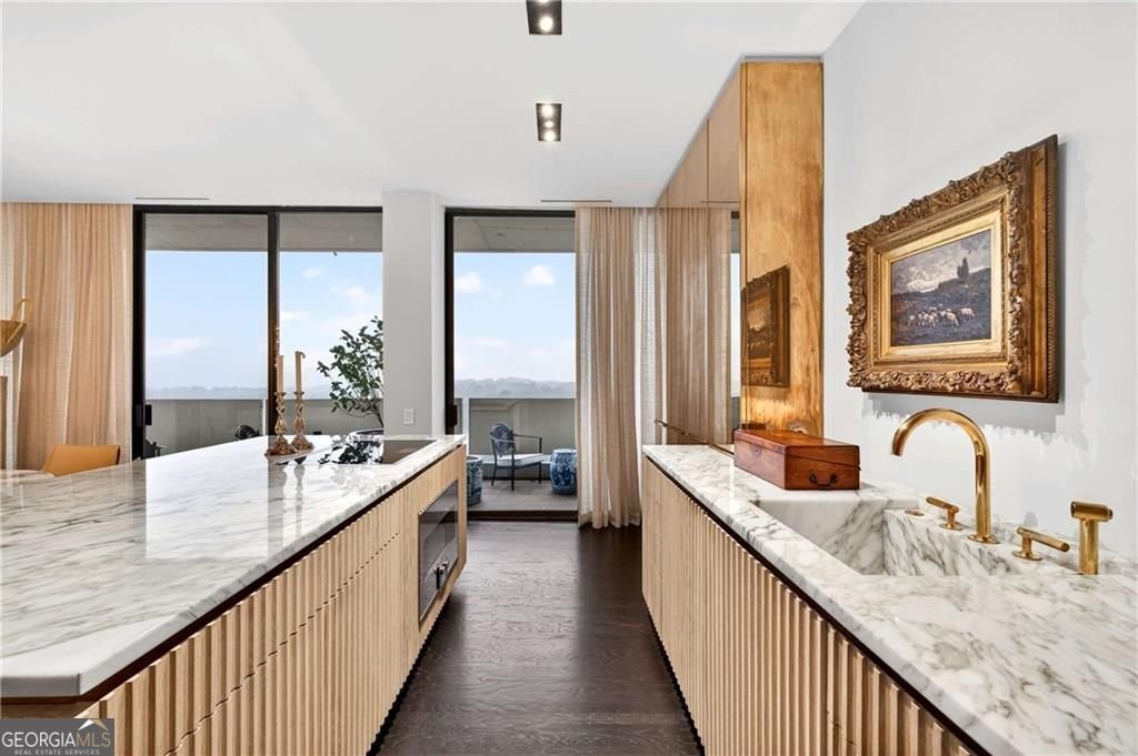 2575 Peachtree Road Atlanta - Photo 34