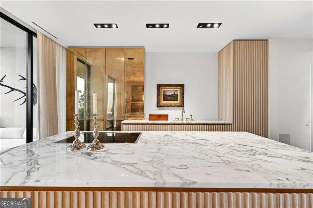 2575 Peachtree Road Atlanta - Photo 37