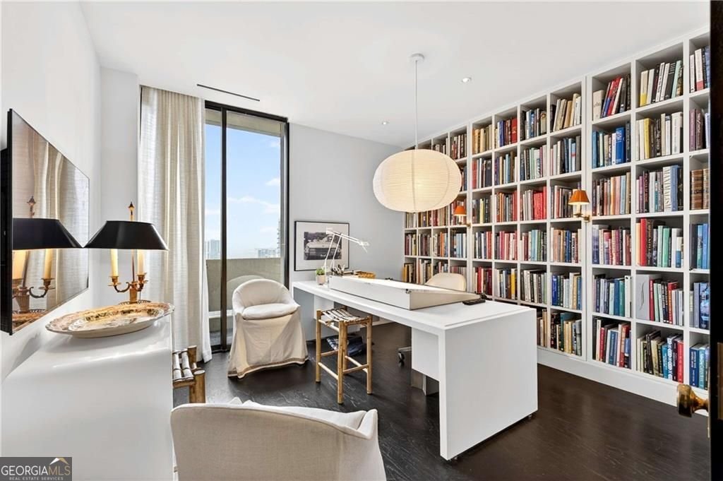 2575 Peachtree Road Atlanta - Photo 43